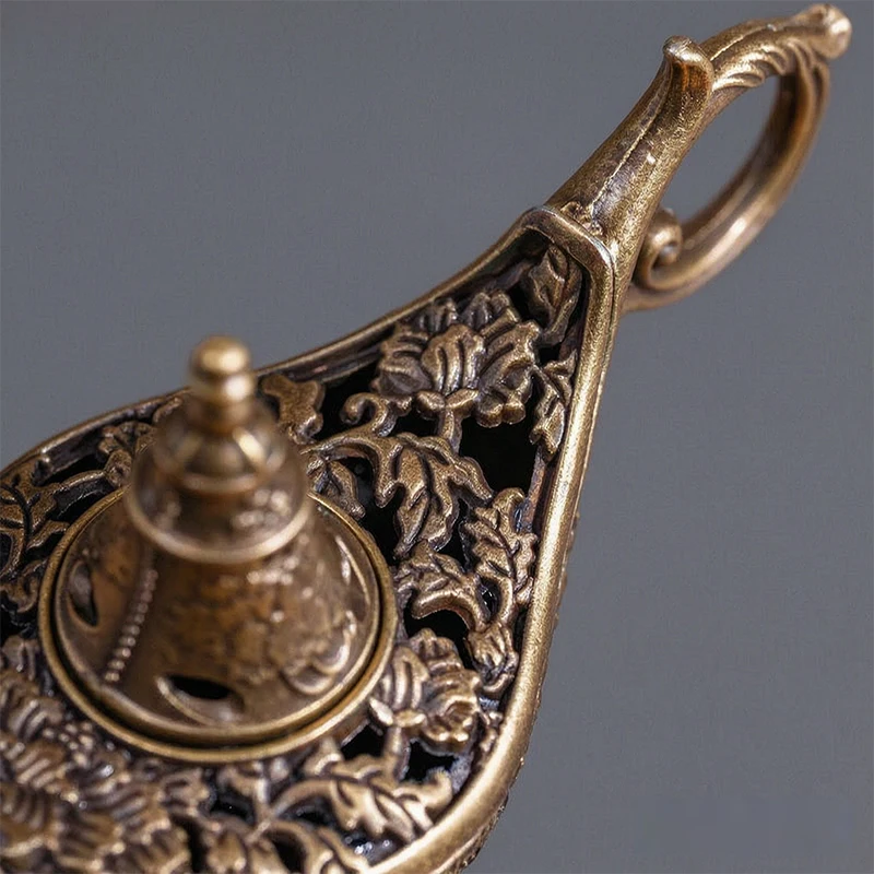 Weihrauchbrenner Magische Lampe Zinklegierung Vintage Hohlgeschnitzt Räucherofen für Weihrauchtabletten Meditation Zen Wohndekoration Dekoartikel Geschenk – Detail 3