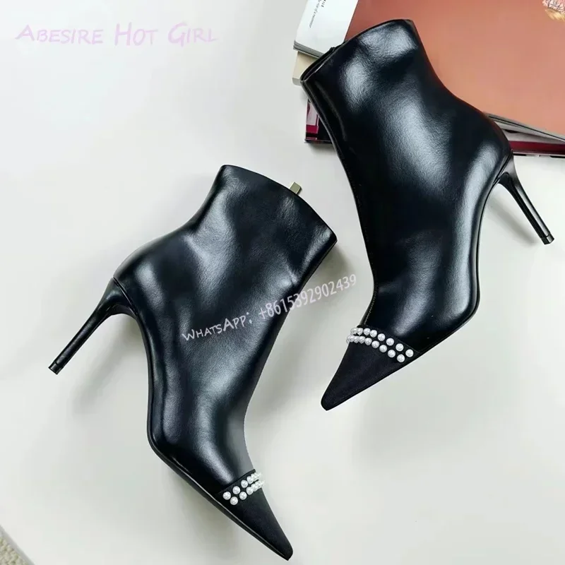 

Black Patent Leather Pearl Shell Stiletto Boots Women Elegant Side Zipper British Style White Pointed Shoes Versatile Elegant