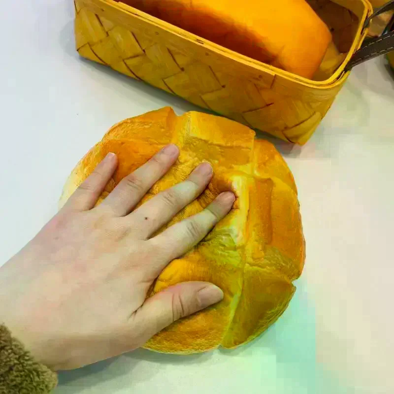 High Quality Slow Rising Bread Oversized Pineapple Bun Stress Relief Toy Prank Decoration Unique Birthday Gift