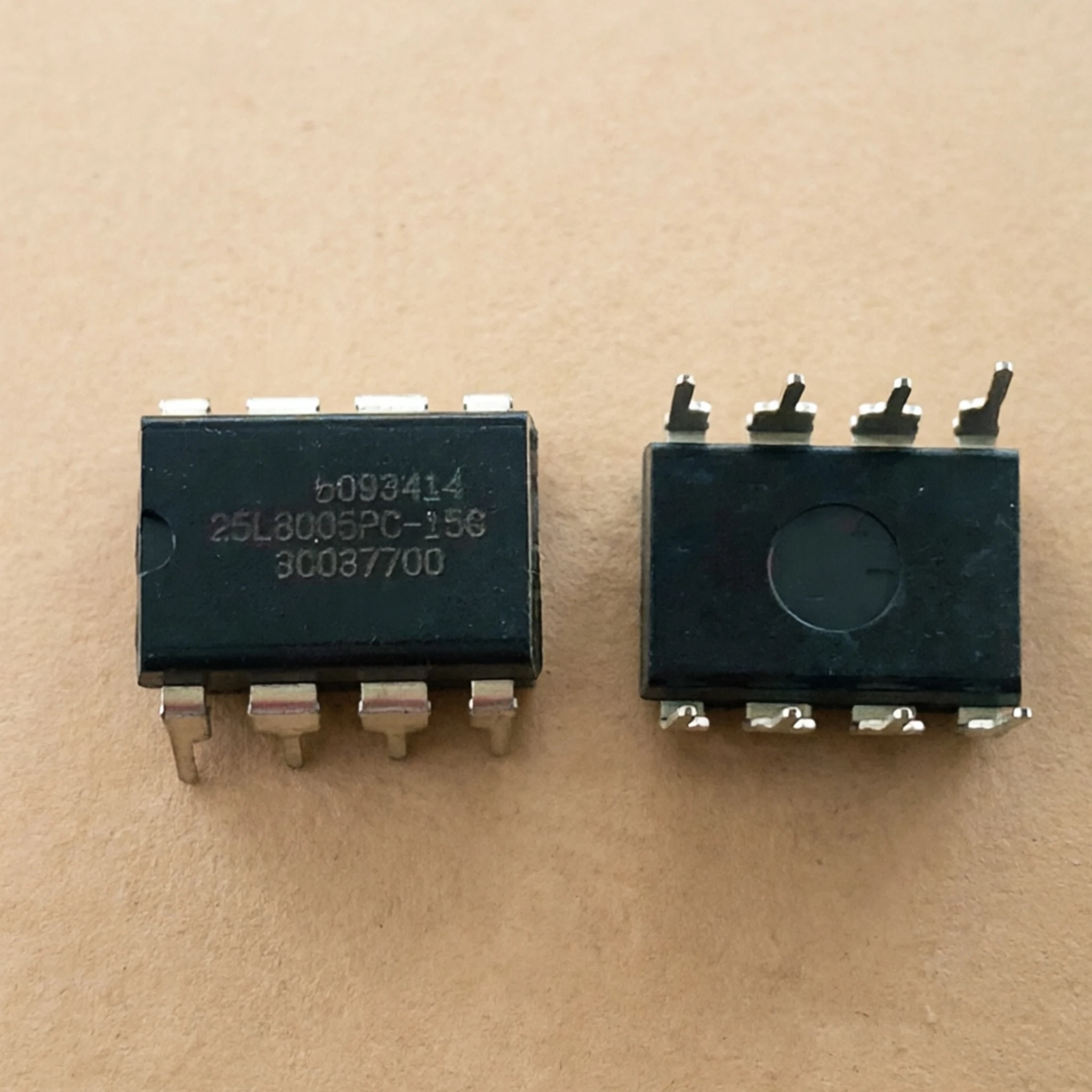 MX25L8005PC-15G MX25L3206EPI-12G DIP8 10pcs/lot