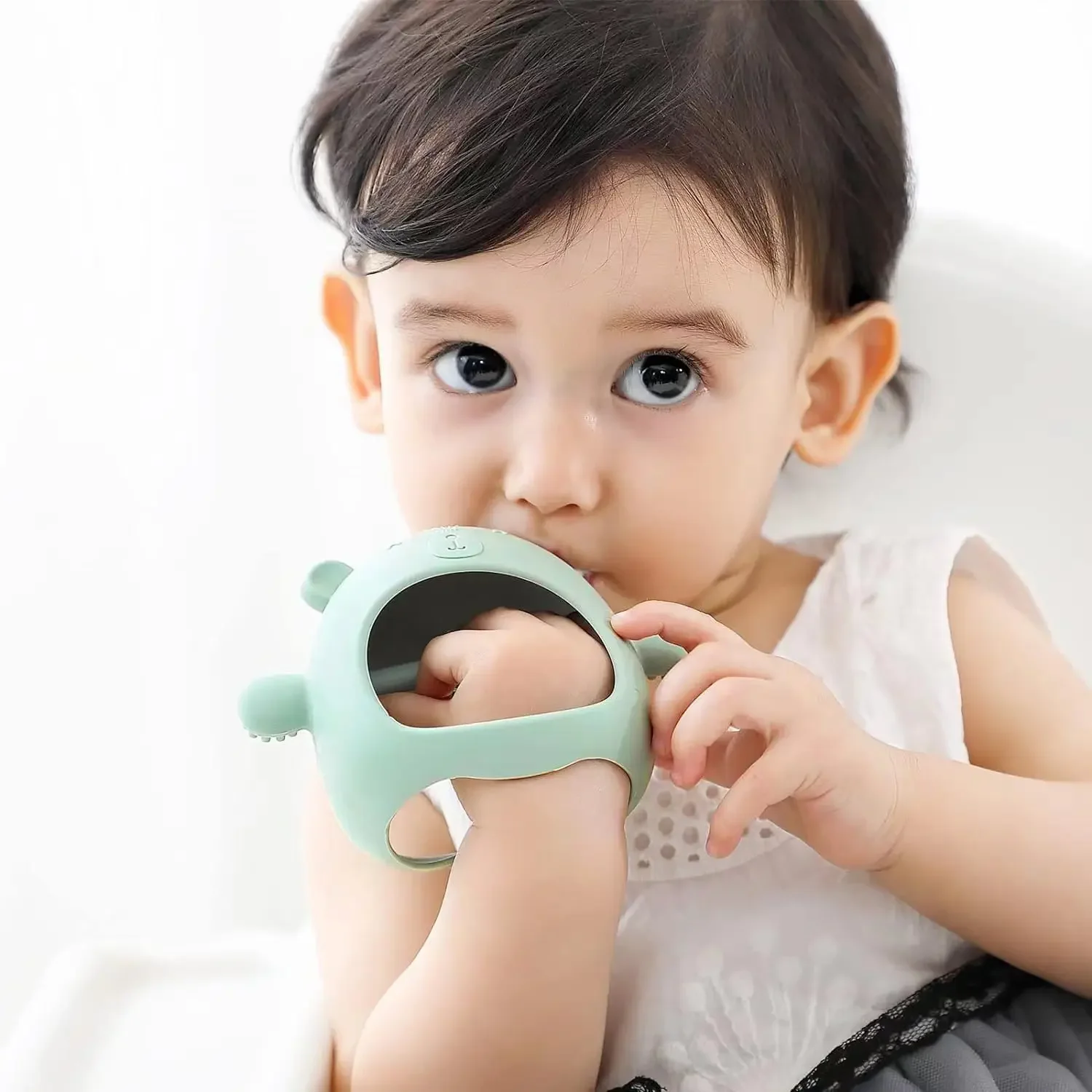 Baby Teething Mittens - Soothe Teething Pain & Discomfort |  Food Grade Silicone | Chew-Resistant Gloves for Infants