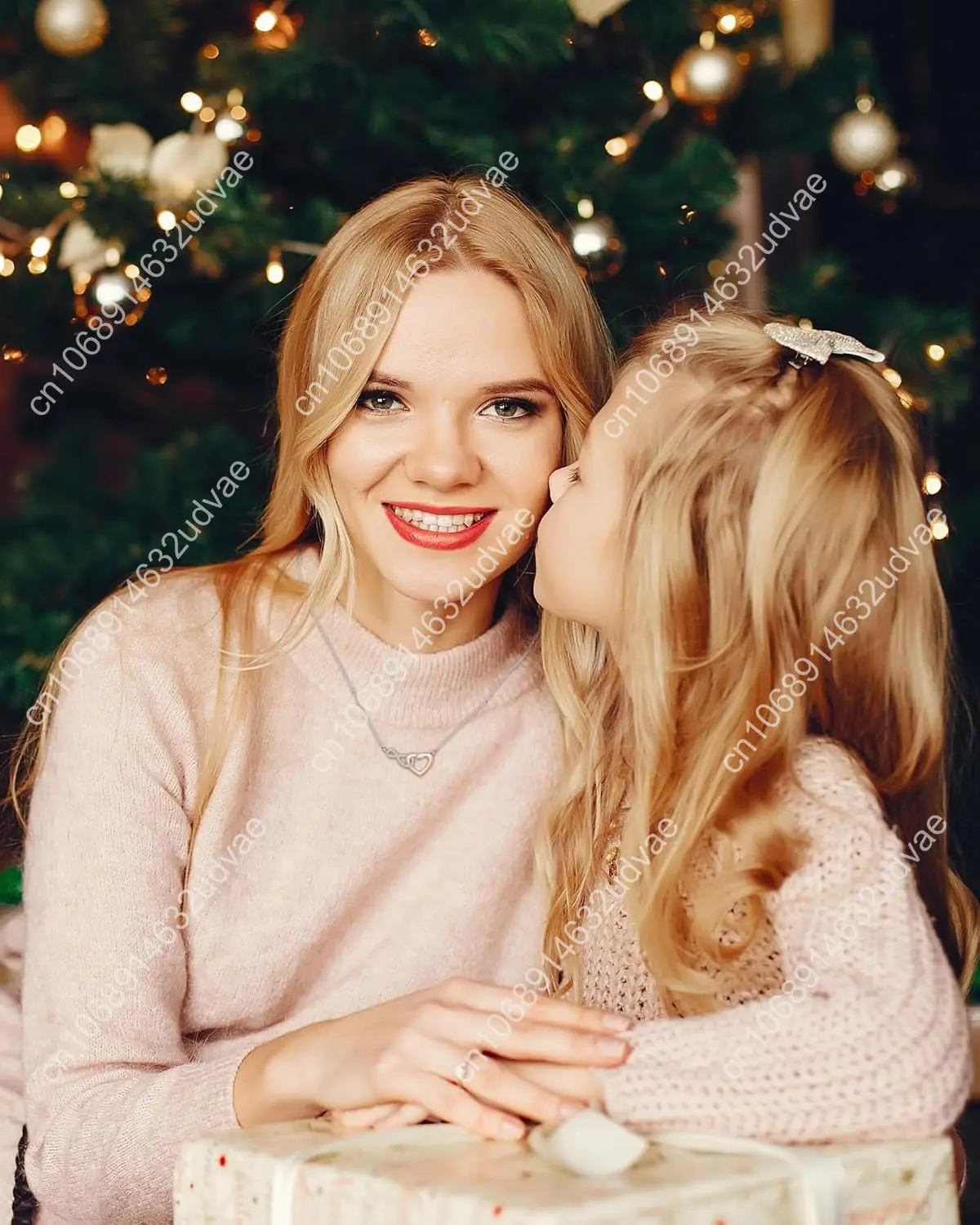 Shonyin Dainty Heart-felt Infinity Heart Necklace for Mother Daughter Girlfriend Soulmate Grandma Granddaughter Mother-in-law Fr