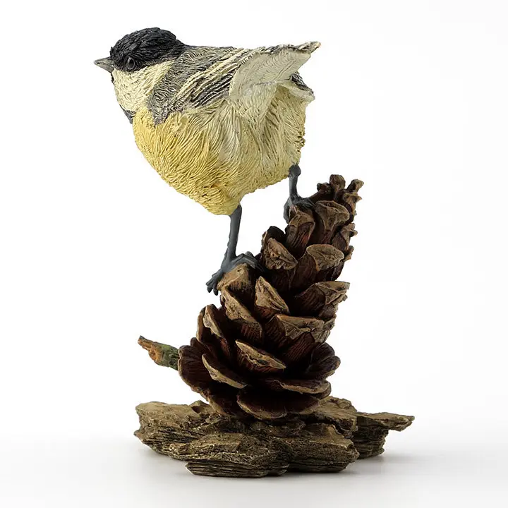Black Capped Chickadee Figurine Realistic Bird Statue On Pinecone And Wood Base Wildlife Sculpture Desktop Home Decor Ornament