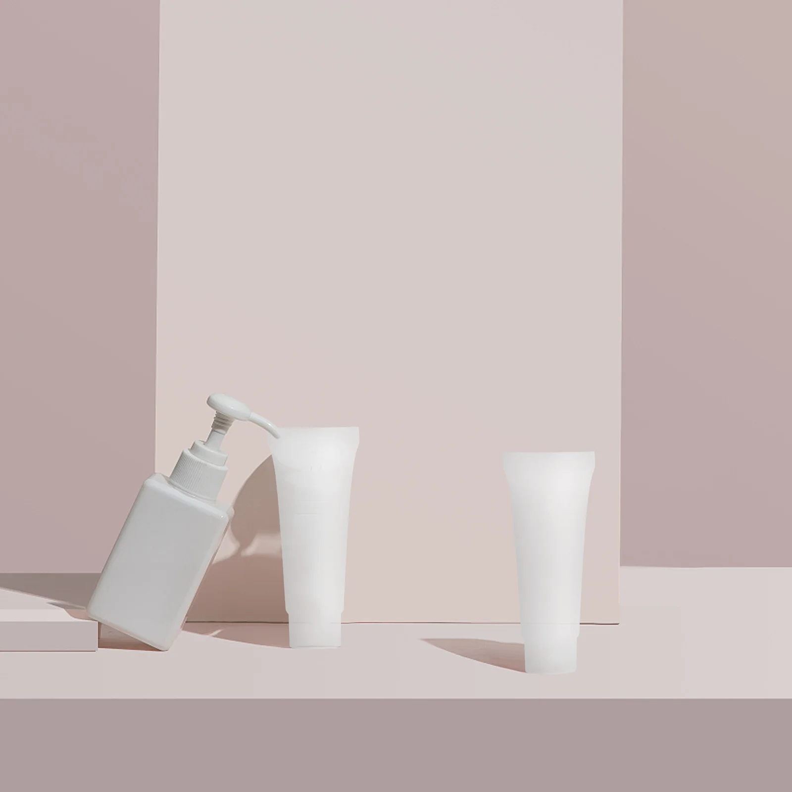 

10Pcs 10Ml Refillable Travel Bottles Set Leakproof Squeeze Containers for Shampoo Body Lotion Face Wash Liquid Organizer