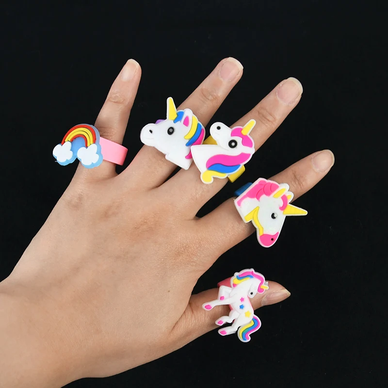 10 Uds. Anillo de unicornio arcoíris de animales de dibujos animados, joyería para niñas, anillo de caballo de unicornio para cumpleaños, decoración del banquete de boda, juguete para regalo para niños