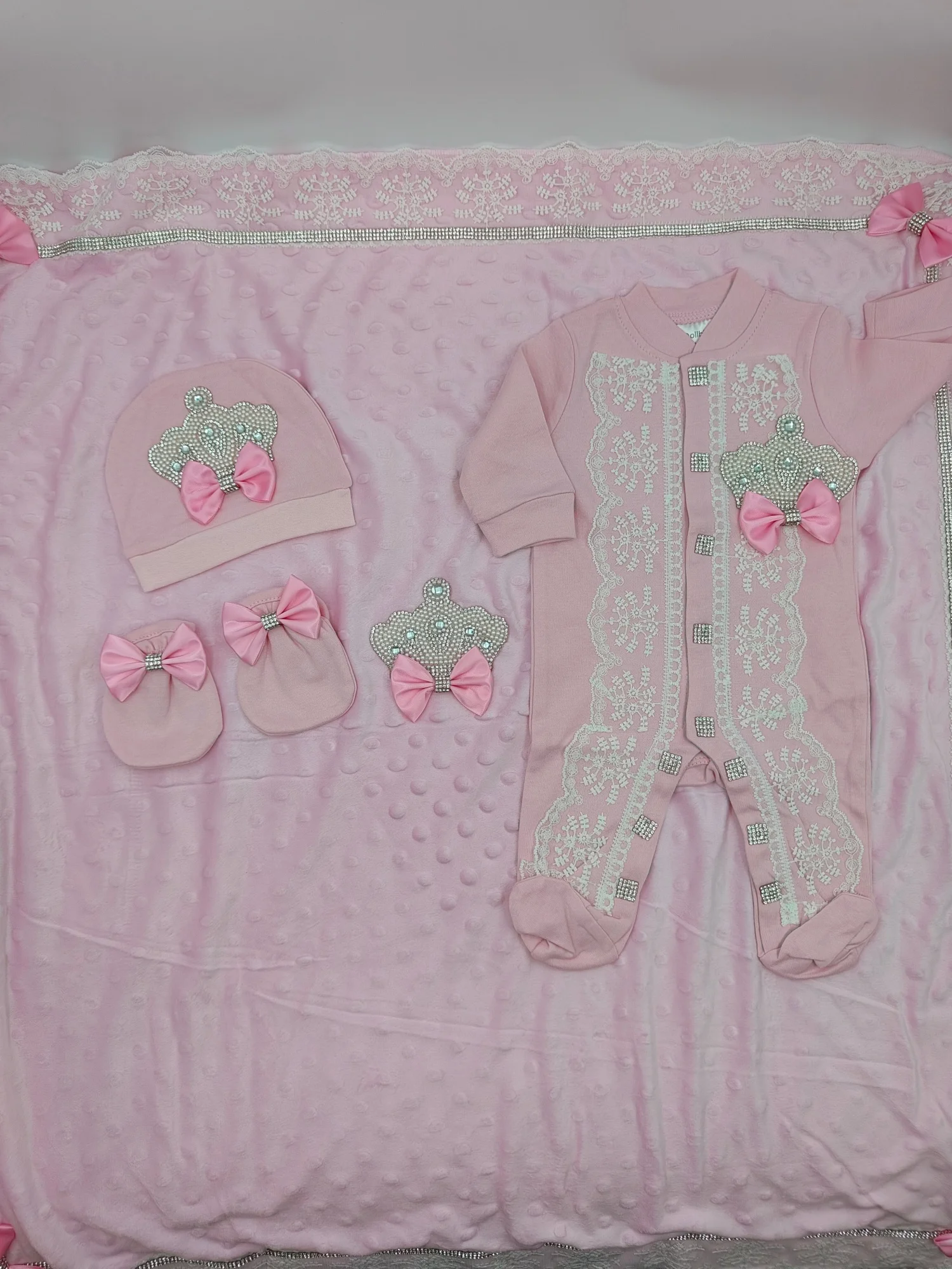 Baby Pink Lace Pearl Rhinestone Crown Minky Dot Blanket Baby Footed Romper Newborn 0-9 Months 4Pcs Princess Bame Gift 0-9 Months