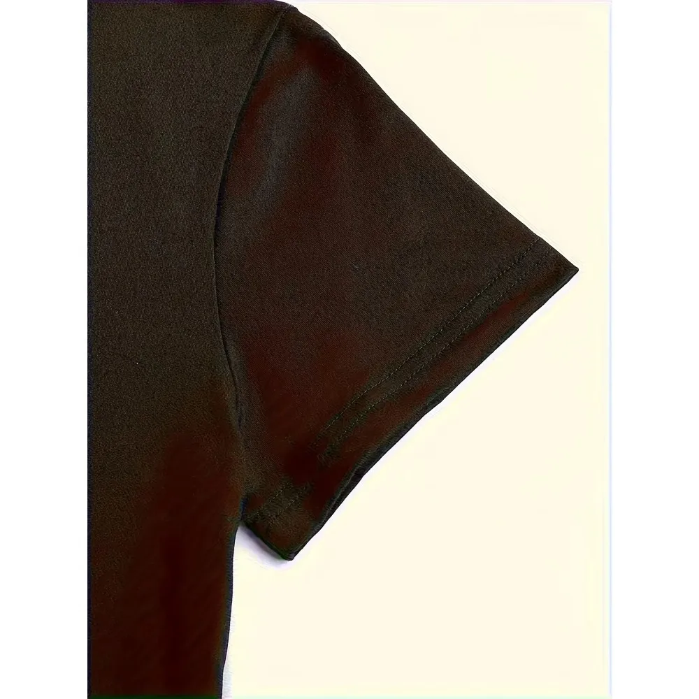 تي شيرت ديزني أرستوكاتس لعيد الميلاد يتميز بتوماس أو مالي ماري بيرليوز برقبة دائرية وأكمام قصيرة كارتونية