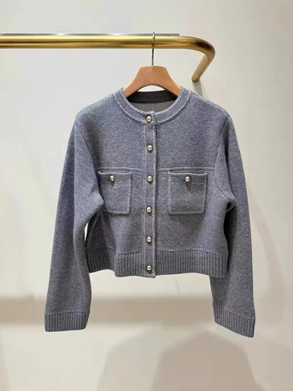 Versão sofisticada europeia Sle malha longa Sve redonda Ne ey Camere Cardigan aberto outono inverno feminino Faion Clas...