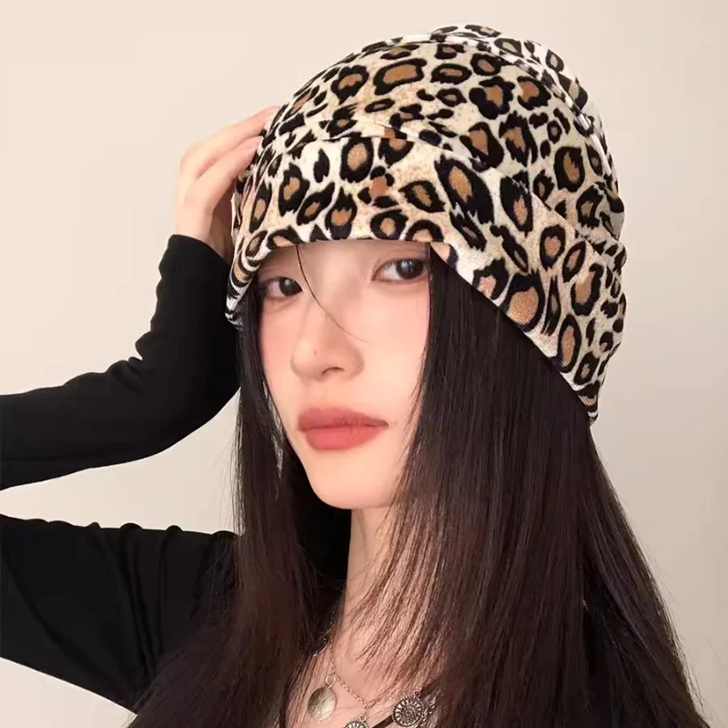 American Retro Y2K Leopard Print Pullover Hats Women Summer and Autumn Thin Niche Fashion Versatile Show Face Small Beanies Cap