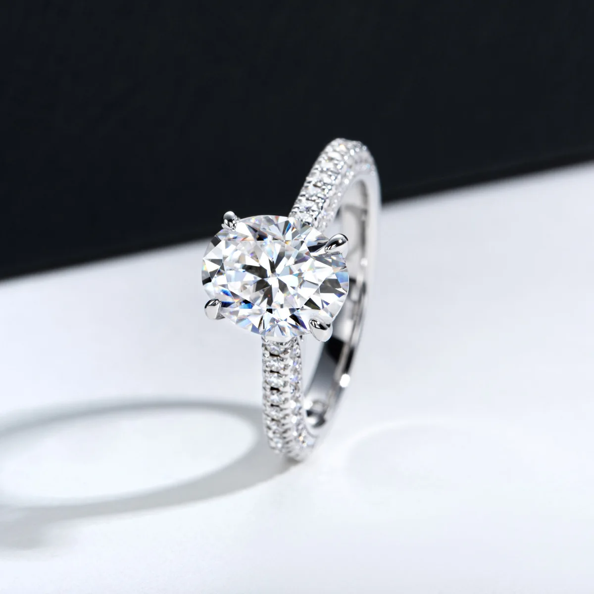 

Carnica 8×10mm 3CT Real Moissanite Ring for Women 100% S925 Sterling Silver Sparkling Wedding Band Jewelry GRA D Color Hot New