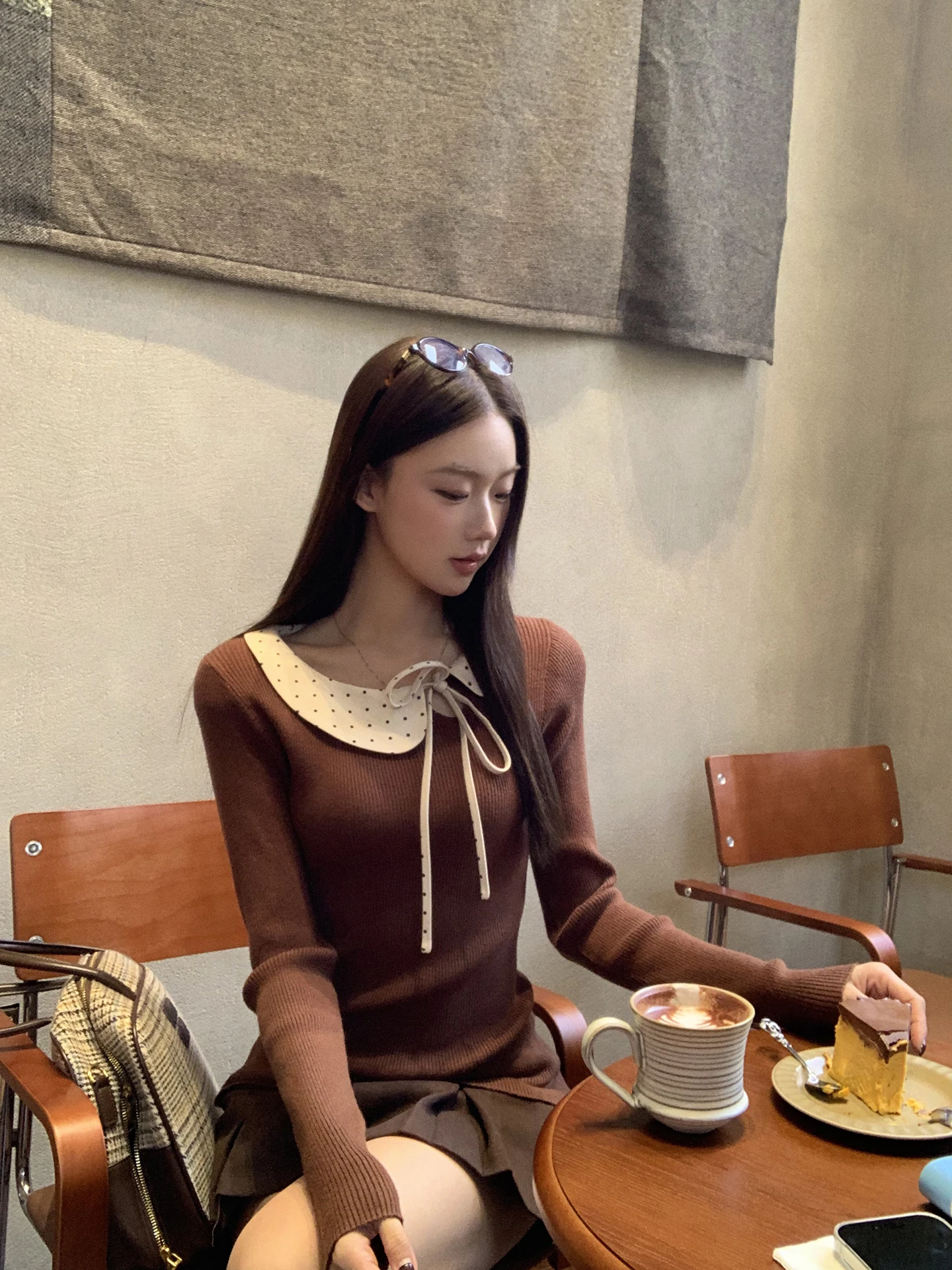 

Winter Women's Knitwear Coffee Color Inner Wear Outer Wear Unique Sle Straight Tube Commute Sle Long Sve round Ne Sw...