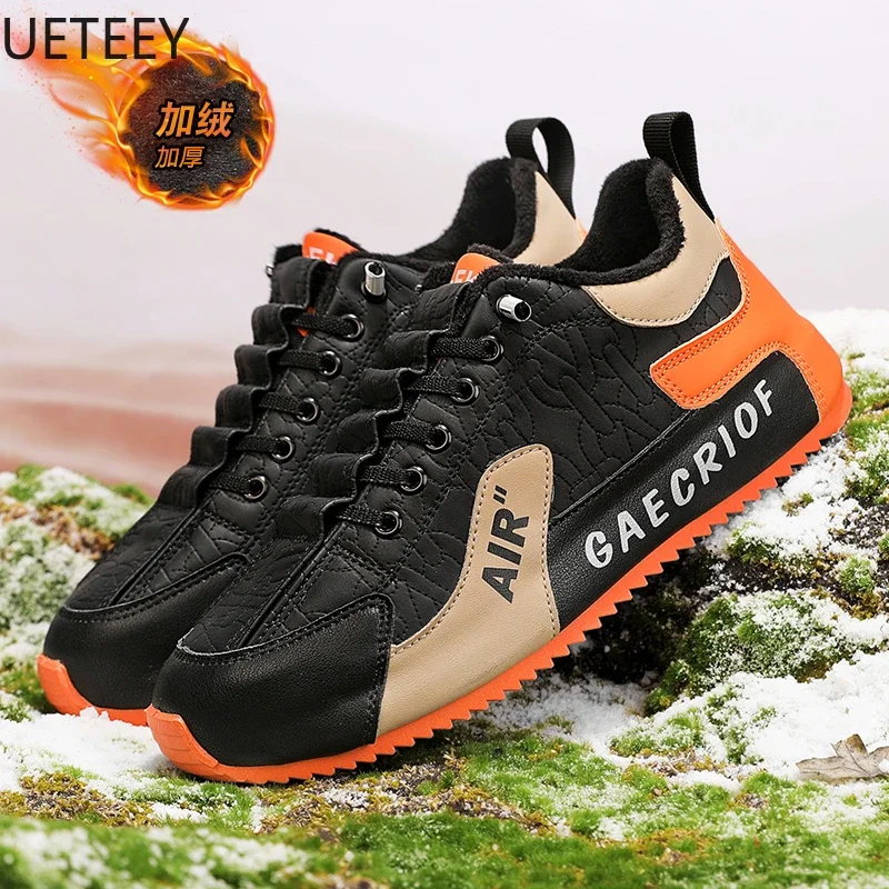 UETEEY-zapatillas de deporte de terciopelo para hombre, calzado deportivo de marca gruesa, suave y cómodo, ligero, estilo británico, novedad