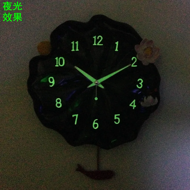 New Pastoral Lotus Leaf Wall Clock Creative Mute Living Room Swing Clock 14-inch Fun Luminous Home Clock