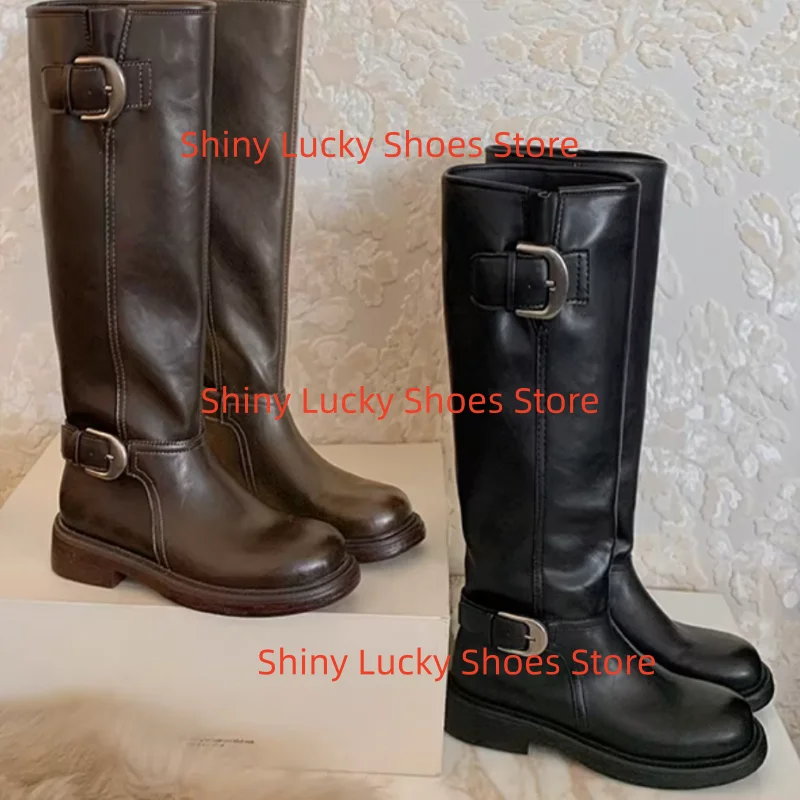 

Женские туфли с пряжкой и квадратным носком на массивном среднем каблуке, плиссированные, с декоративными швами, из искусственной кожи