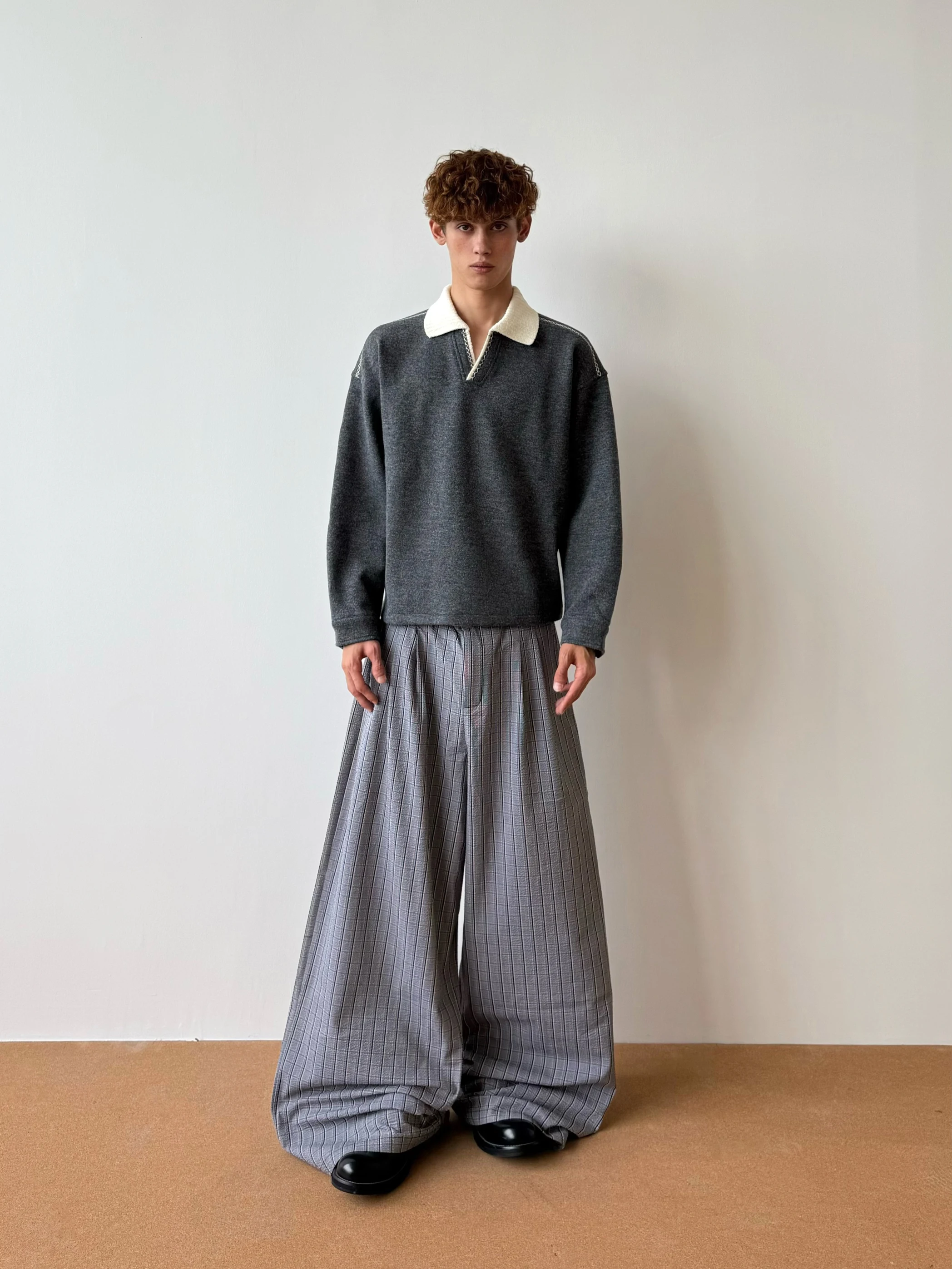 

Ретро-свитер в американском стиле с контрастными вставками, свободного кроя, теплый, с длинными рукавами, повседневный, с контрастными цветными вставками, в стиле пэчворк