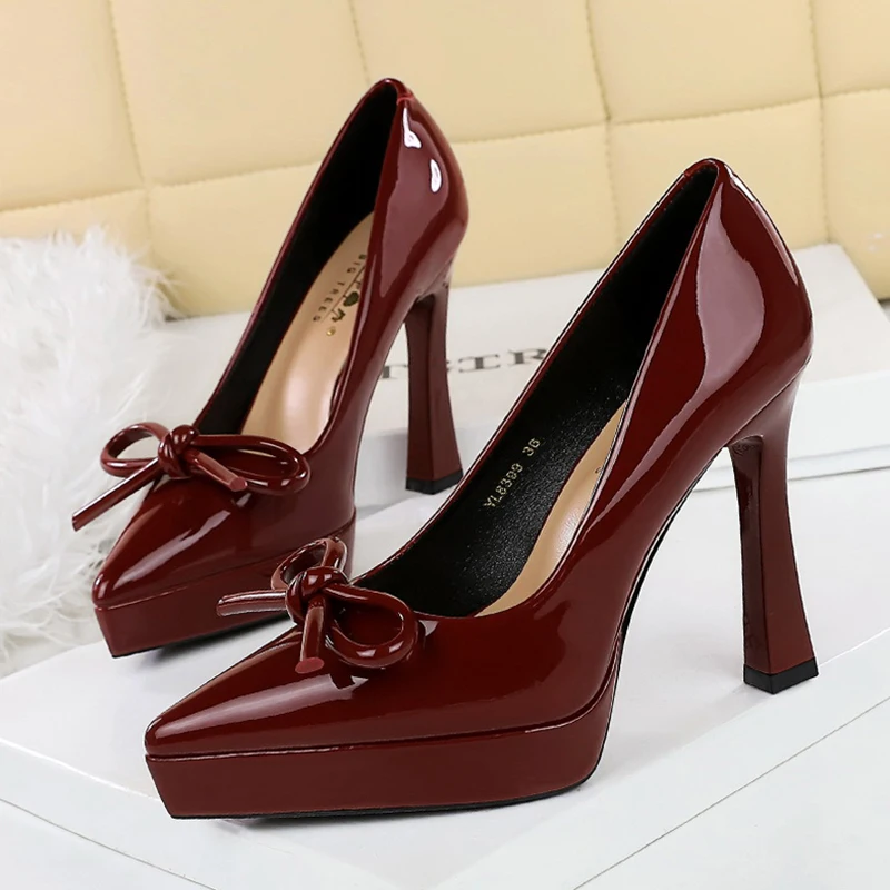 Lady Elegant Butterfly Knot Design Shoes Women Patent Leather Burgundy 12cm High Heels Pumps Female Chic Banquet Dress Shoes