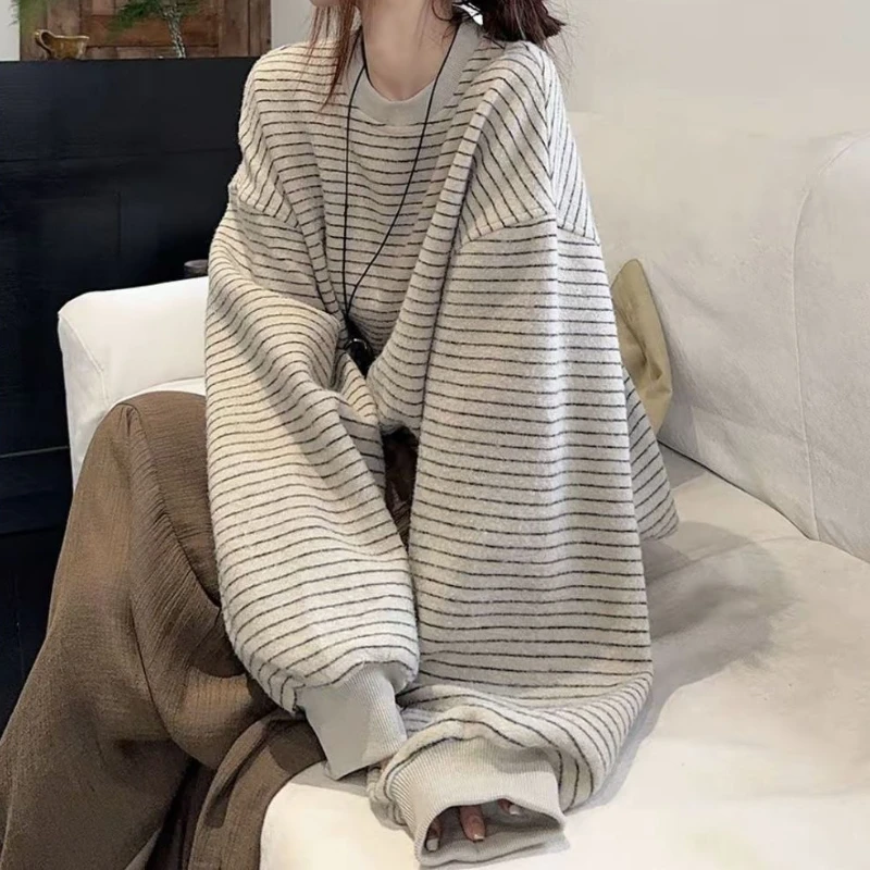 

Campus Style Autumn and Winter New Round Neck Hoodie Women's Top Clothes