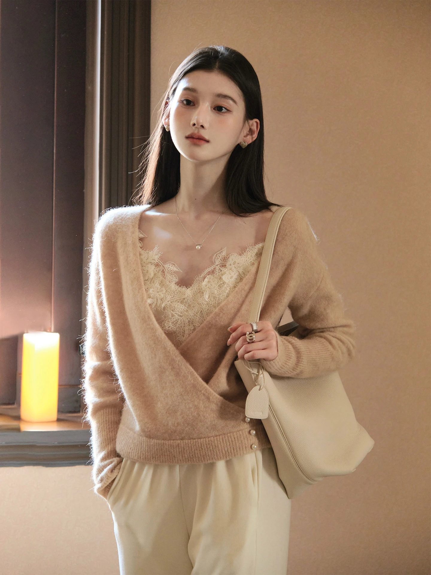 

ChillCozy Ele Soft Blend Long Sve Large V-Ne Knitted Sweater Women's Wool Alpaca Wool Mixed Knitwear Comfortable Fit