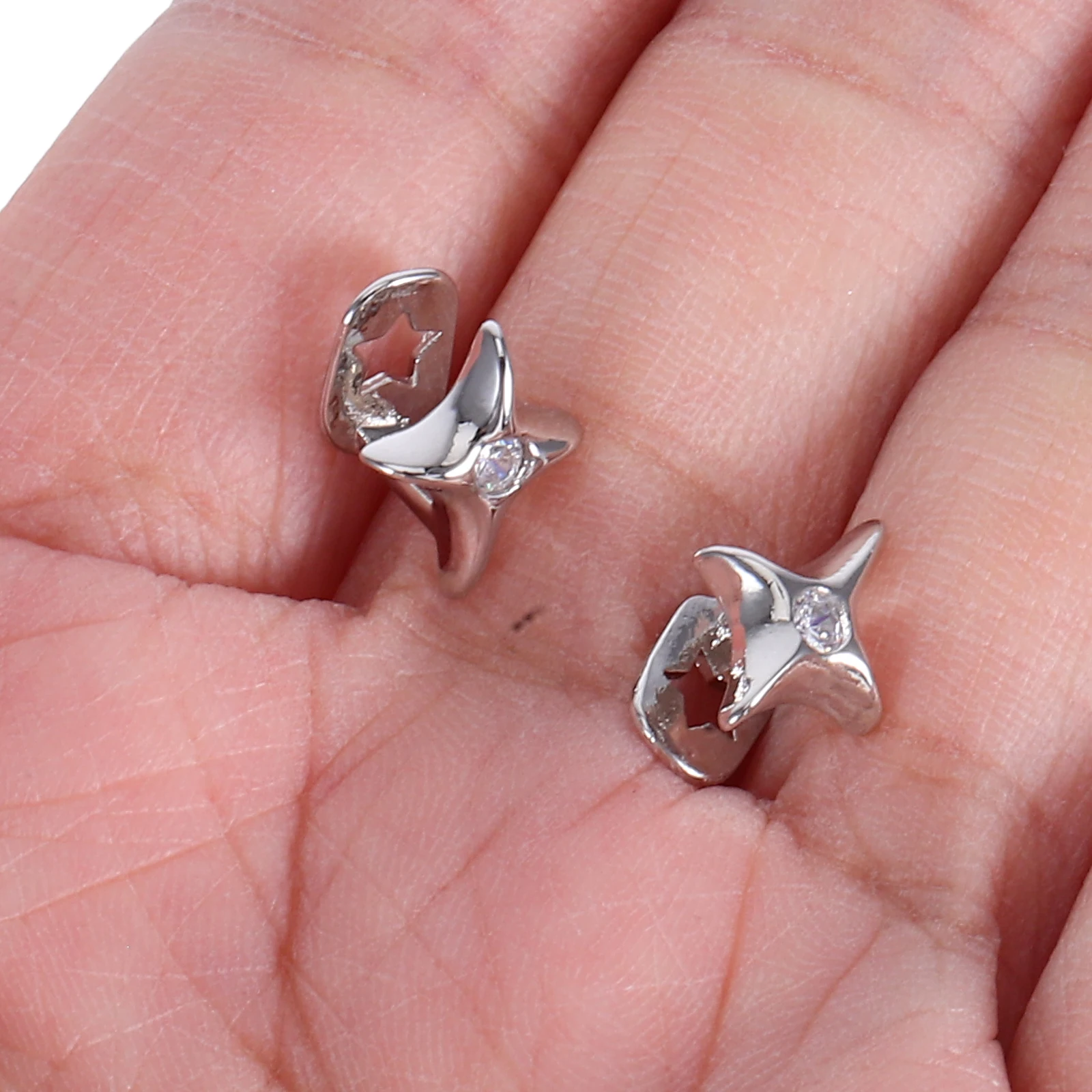 

2pcs Star Teeth Decoration Single Tooth Cap Asymmetric Fashion Jewelry Elegant Detail Minimalist Accessories