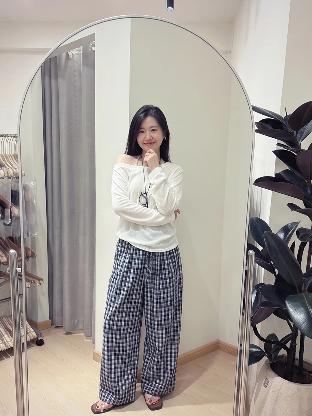 Laid-back Style Diagonal Shoulder White Top And Plaid Wide Leg Pants Set Women's Summer New Slimming Two-piece Suit