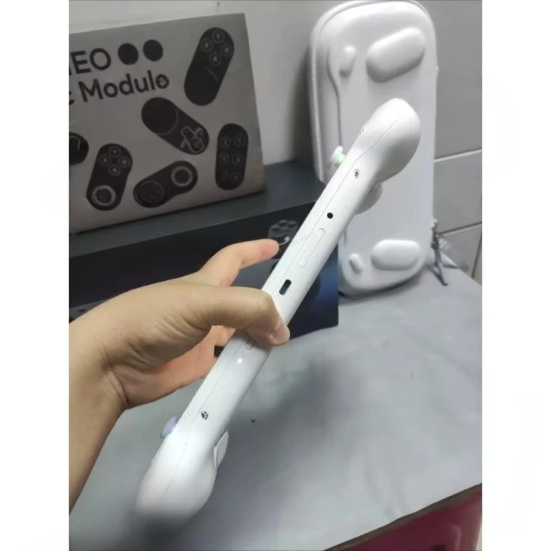 99% New AYANEO 3 AMD AI9 HX370 64G+2TB White Full Set, with Magic Module+original Storage Bag Modular Handheld Device