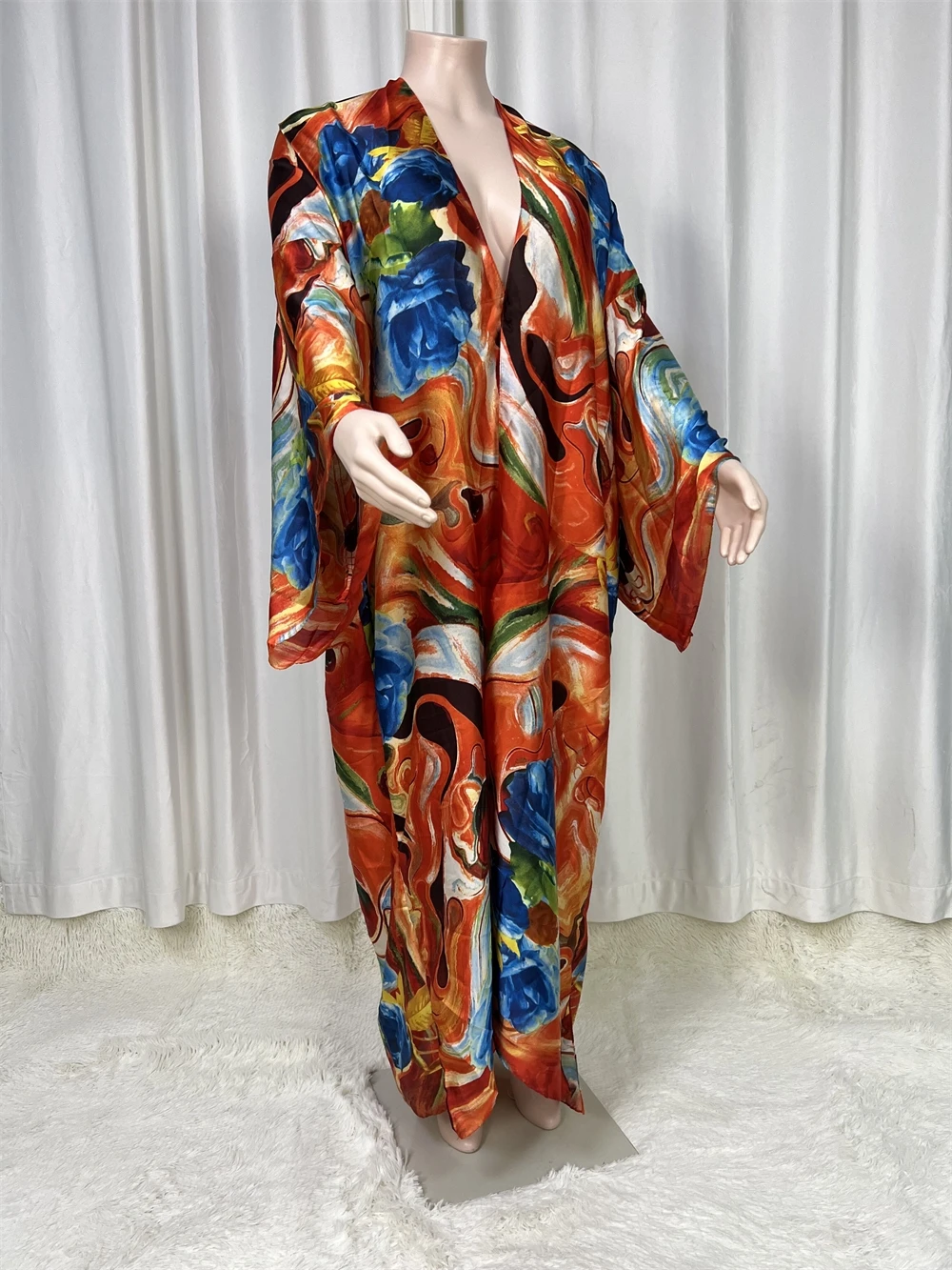 

2024Saudi Arabia's Loose Maxi Dress Summer Printed Bohemian Robe Africa Kaftan Swim Suit Batwing Sleeve Women Cardiga Silk Beach