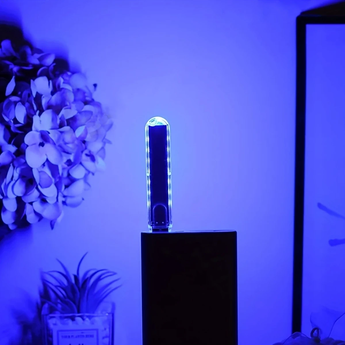 1Pcs Portable Desk Lamp, Rectangular Bedroom Night Light, Led Plug-In Night Light, Portable Reading Light, Suitable for Home, Living Room, Bedroom Ambient Light, Is a Gift Girls Will Love