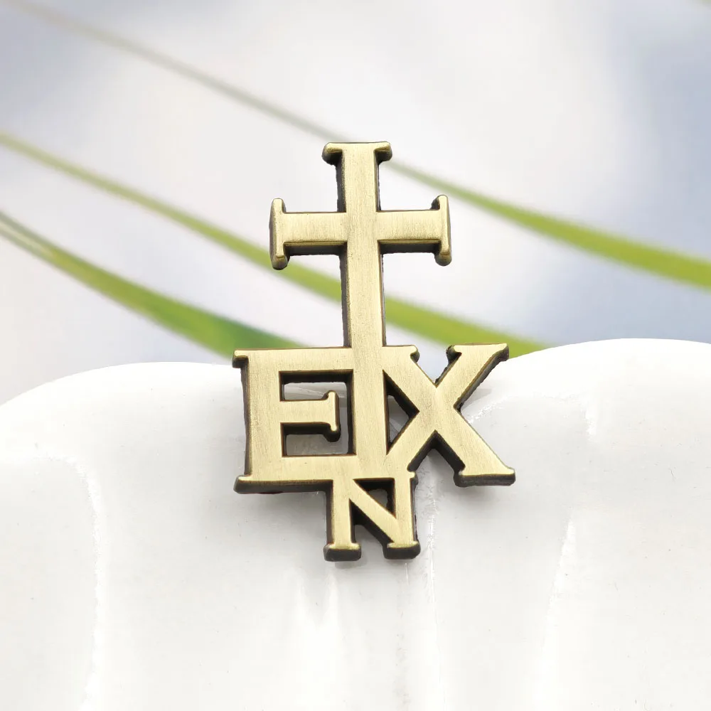 In Extremo Band Logo Enamel Pin Medieval Folk Metal Music Brooches Gold Monogram Cross Lapel Badges Fans Collection Jewelry Gift