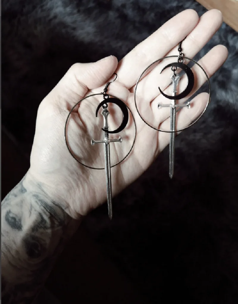 Gothic Crescent Sword Earrings for Women Cold Weapon Witch Accessories Gifts Circle Sword Drop Earrings Alternative Jewelry New