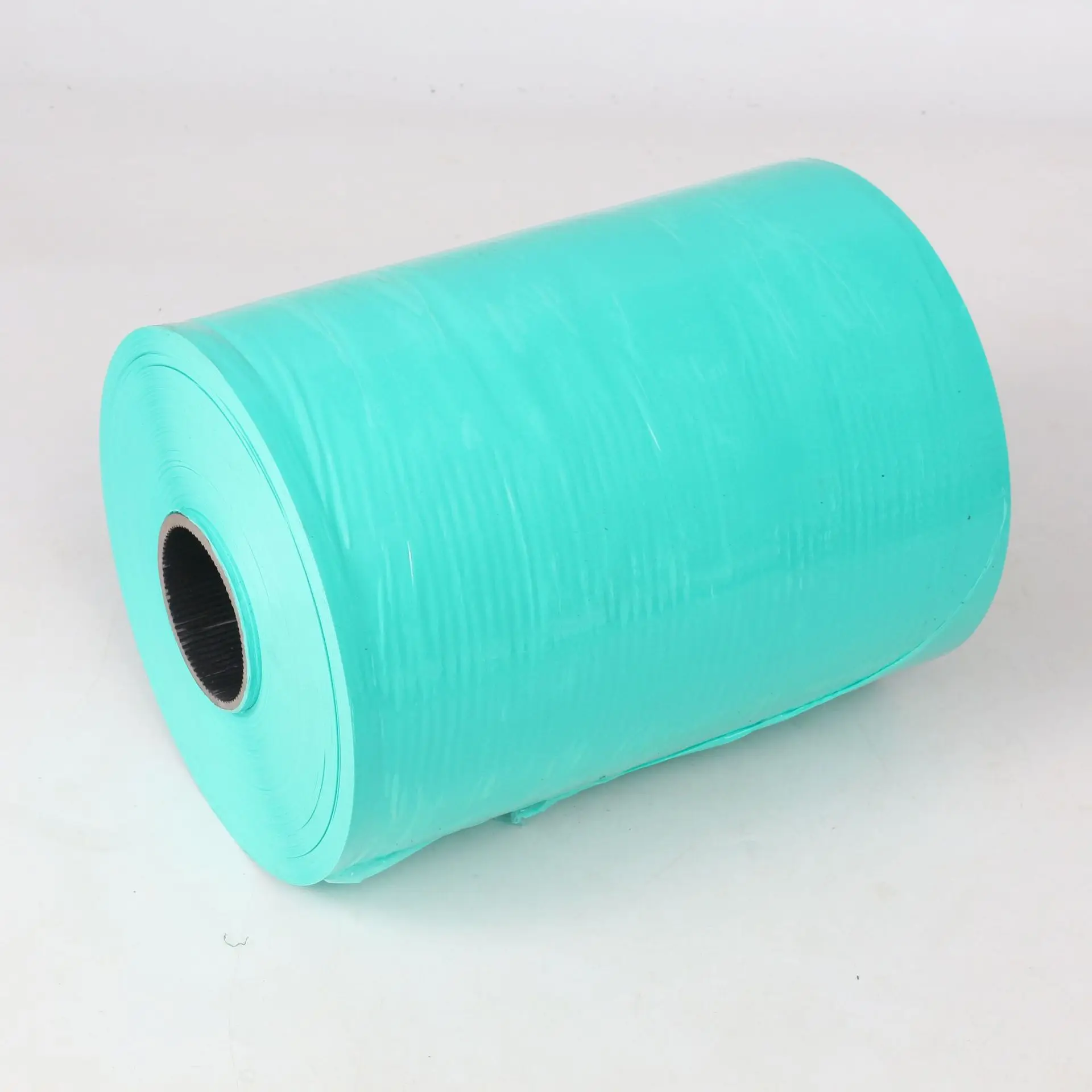 2025Pellicola per balle in plastica Silage Avvolgimento per balle soffiato Pellicola per silage a 5 strati Protezione UV elevata Avvolgimento per balle per silage