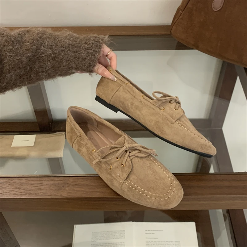 

SUOJIALUN Brand Women Flat Shoes Fashion Round Toe Slip On Ladies Casual Loafer Shoes Soft Flat Heel Outdoor Dress Single Shoes