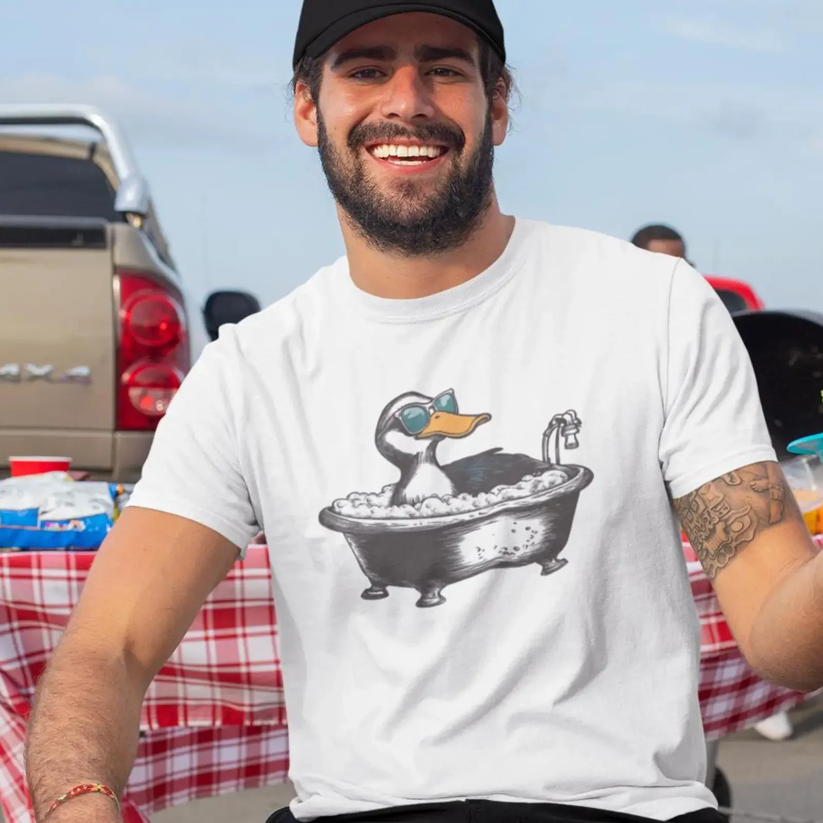 Funny Duck In Bathtub T Shirt for Men Humorous Animal Themed Cool Him Casual Hipster Fun  vintage Washed Slightly Soft homme