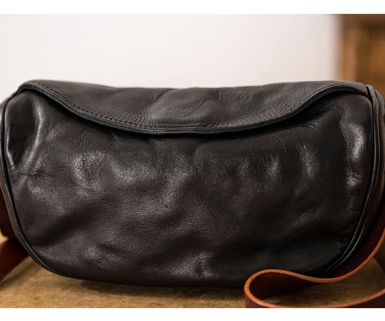 Handgefertigte Herren-Umhängetasche aus echtem Leder, modische Outdoor- und Alltagstasche, schwarze Crossbody-Tasche aus Kuhleder – Detail 9