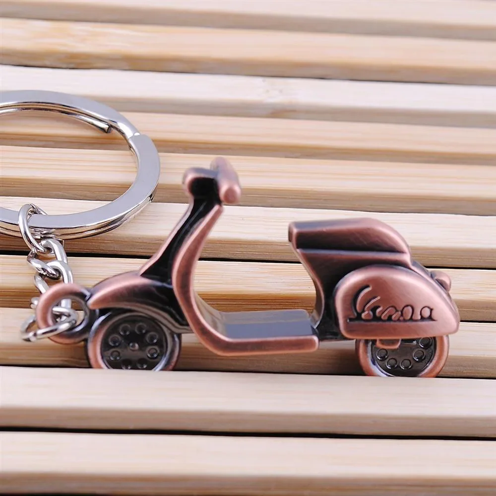 

1pc Bronze Scooter 3D Auto Car Charm Keyring Motorcycle Pedal Key Chain Chain Keyfob Key Holder Keychain Accessories