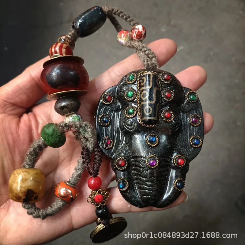 

Antique Xiuyu Pixiu, inlaid with gemstones, nine-eyed dzi bead, Five Emperors copper coins, meteorite jade disc,