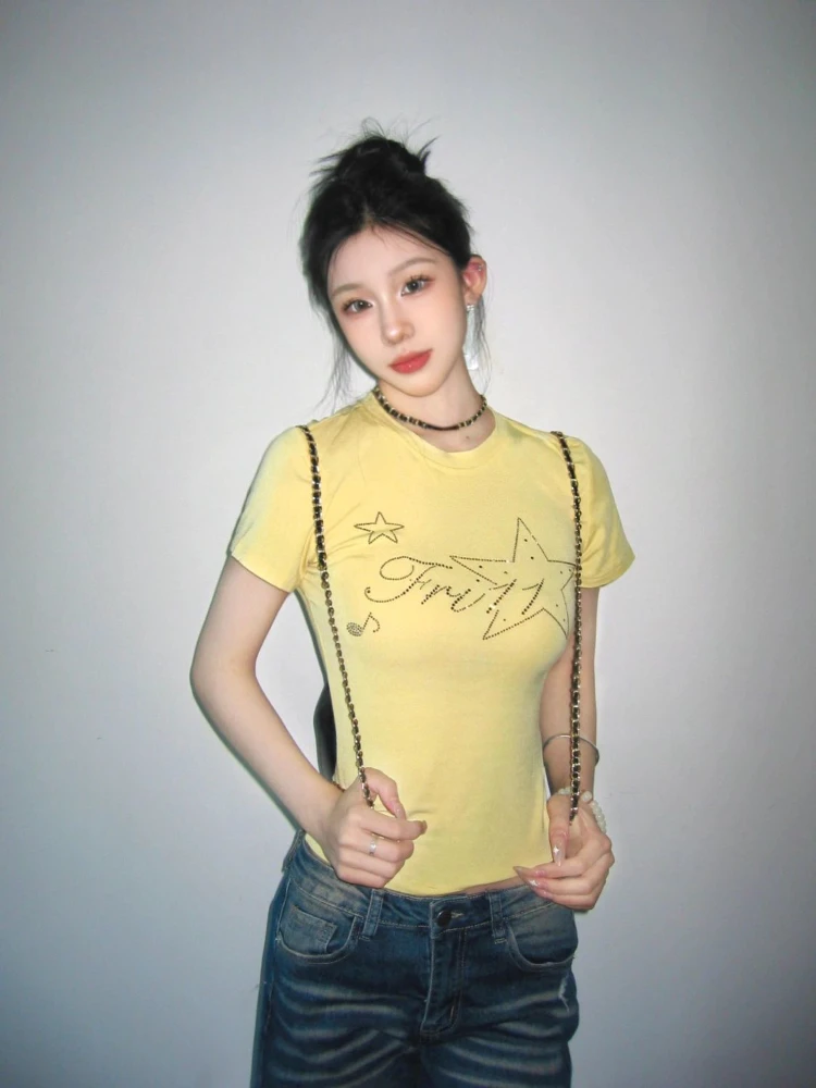 2025 Summer Yellow Gothic Tee Femme Y2k Aesthetic Slim Women Sexy Crop T-shirt Vintage Diamond Letter Streetwear Grunge Tshirts