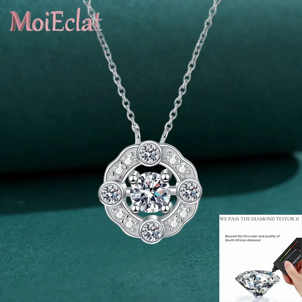 MoiEclat Fine Jewelry Dazzling 0.5ct Moissanite Peace Knot Pendant, Luxury Platinum PT950 Necklace for Women Anniversary Gift