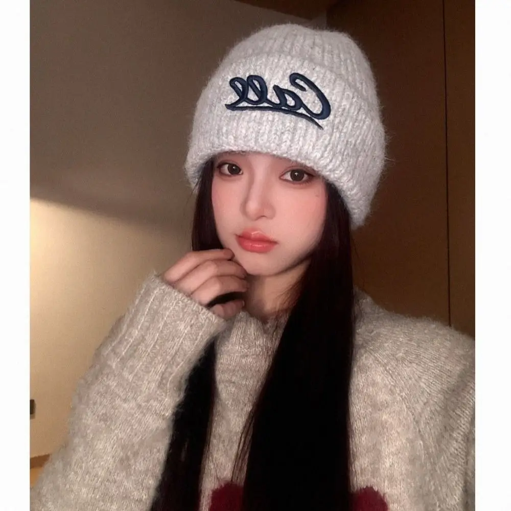 Polyester Knitted Beanie Hat Stretchable Fit 54cm to 62cm Head Circumference Fall Winter Beanie Hat Unisex