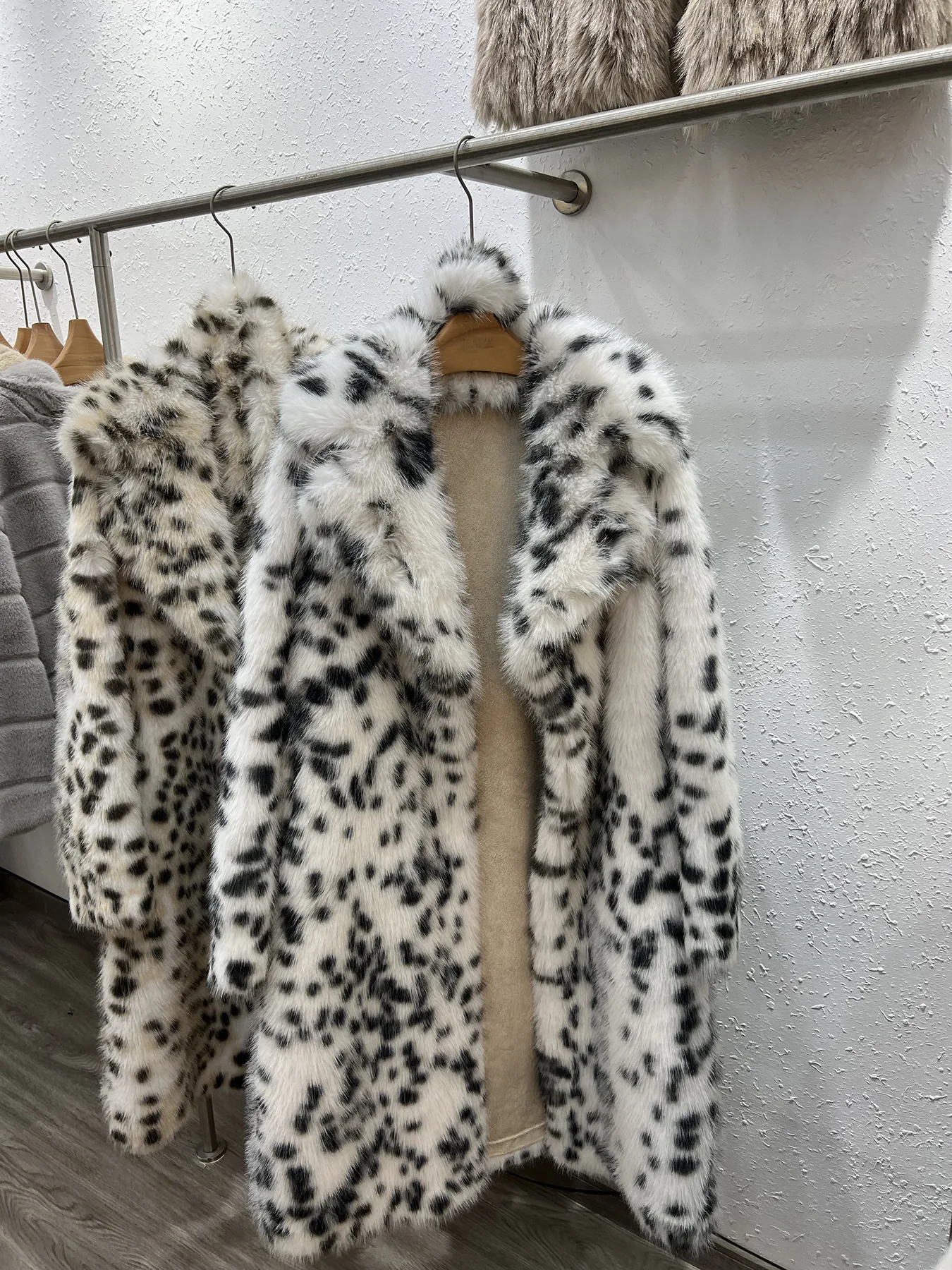 2 Colors Women Faux Mink Fur Long Trench Winter Thick Keep Warm Dot Leopard Straight Tube Streetwear Loose Thick Cardigan Coat