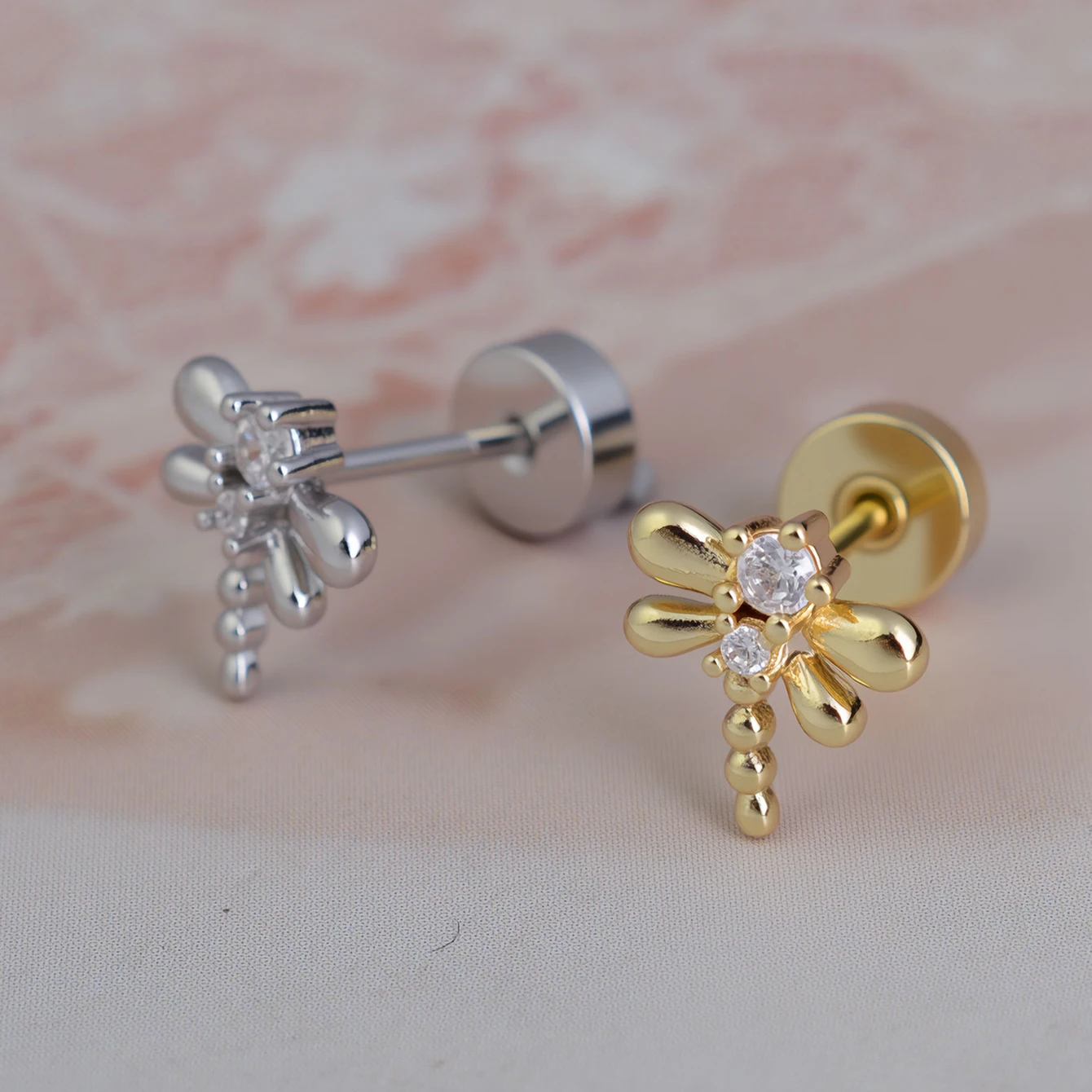 1PC Stainless Steel Mini Cute Dragonfly Cartilage Earrings Flat Back CZ  Tiny Stud For Women Helix Tragus Conch Piercing Jewelry