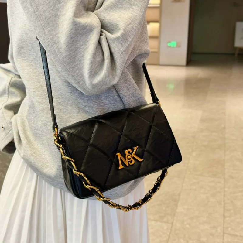 

Ladies Crossbody Bag Presbyopic Printing Design Shoulder Bag Fashionable And Portable For Everyday Carry