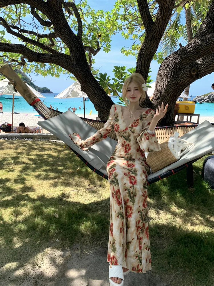 Modna długa sukienka z rozszerzanymi rękawami dla kobiet 2025 Summer Gentle V-neck Printed Dress Elegant Slim Floral Long Holiday Dress