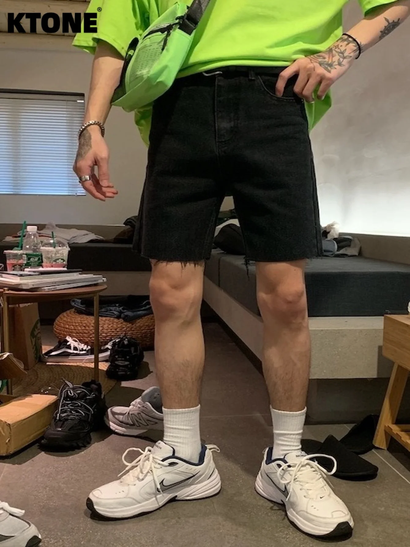 

Men's jorts Slim Fit Black Stretch Denim Shorts Casual Y2K Streetwear Fashion Jeans For Man No accessories or belts included