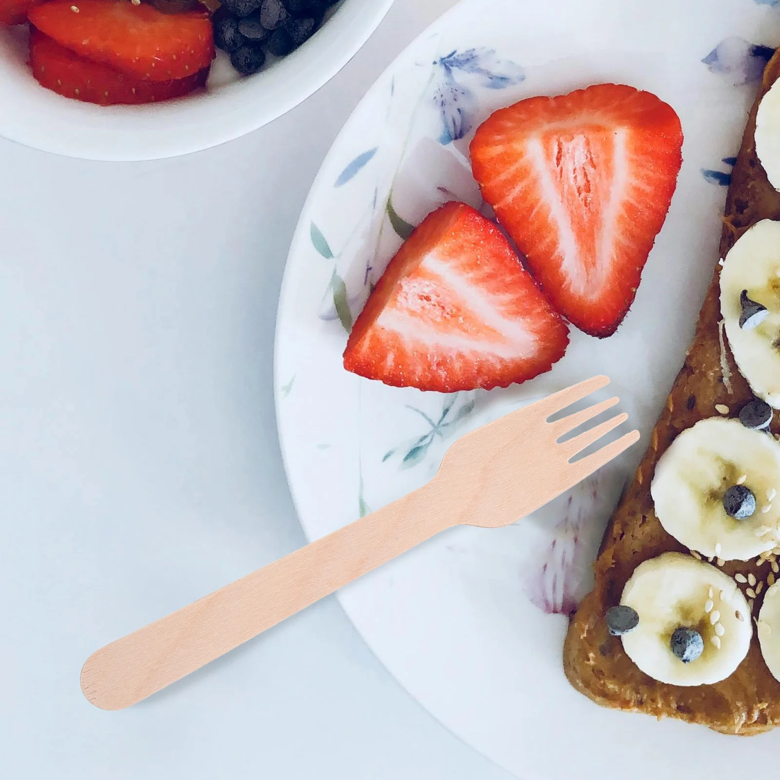 

100 шт. деревянные вилки для салата, одноразовая посуда для вечеринок, удобная одноразовая посуда для фруктов, закусок, вечеринки, удобная еда