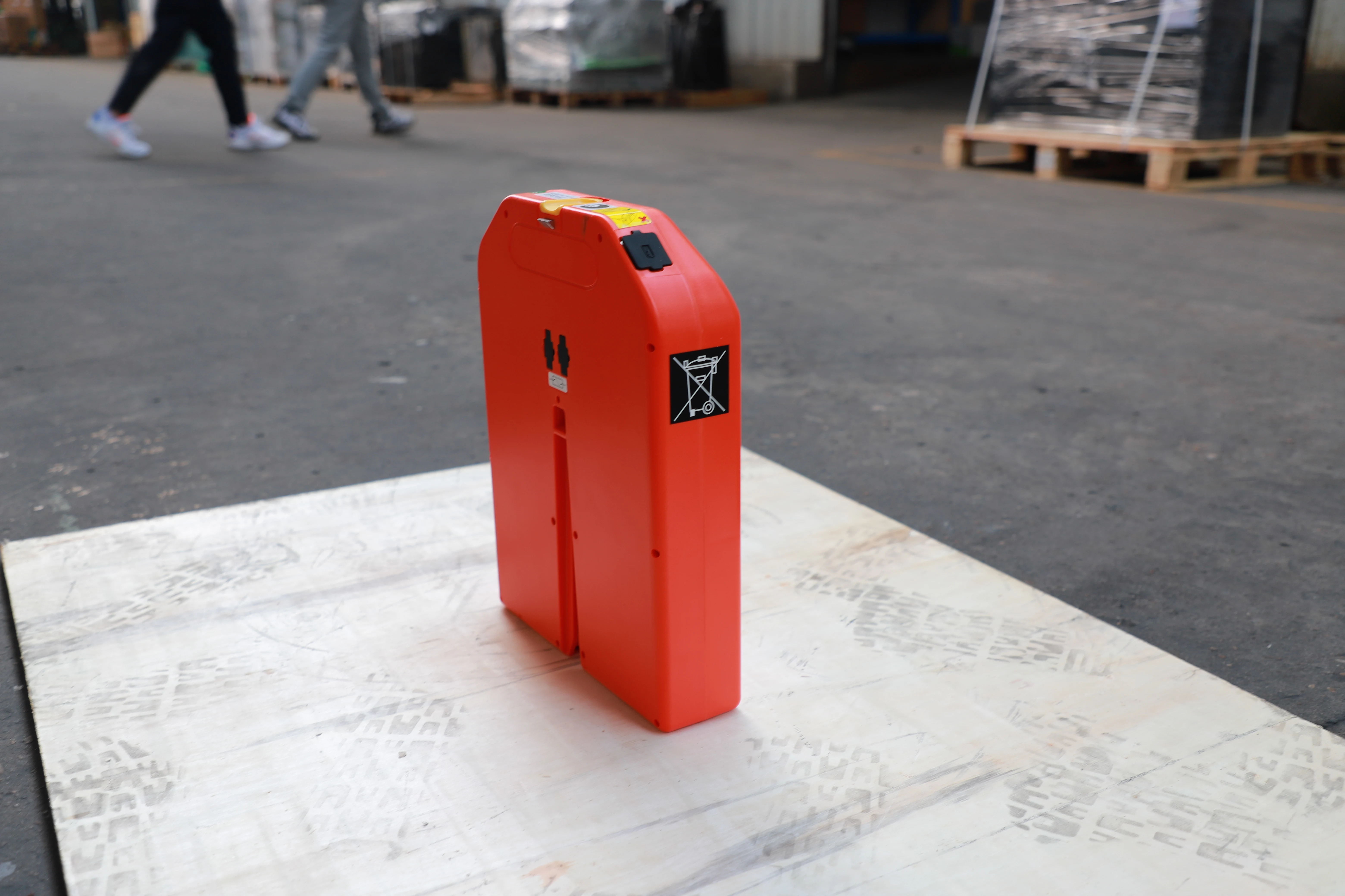Red 48V 20Ah LiFePO4 Lithium Battery For Noblelift EDGE PTE20N PTE45N Pallet Truck