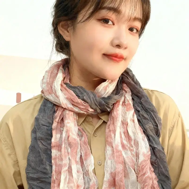 

Gradual Change Blue Scarf Autumn Winter Tie-dye Retro Versatile Thin Women's Long Pleated Shawl Fashionable Soft Fold Shawls