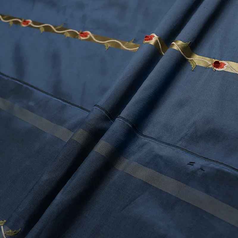 Embroidered jacquard double fabric silk real traditional pattern Chinese cheongsam clothing