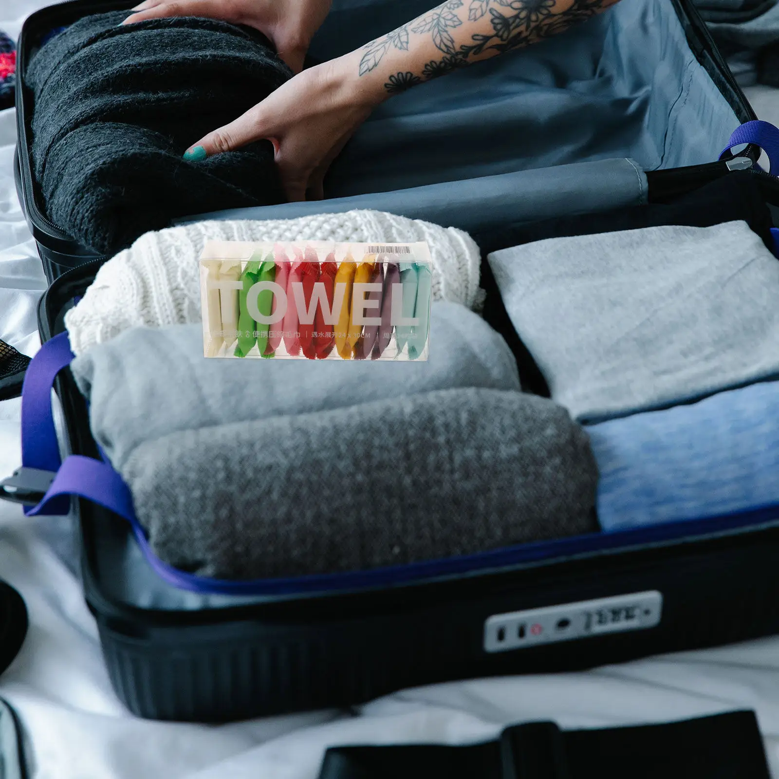 Disposable Towels Cotton Face Travel Facial Soft Halloween Christmas Camping Face Towel Compress Face Towels 70Pcs
