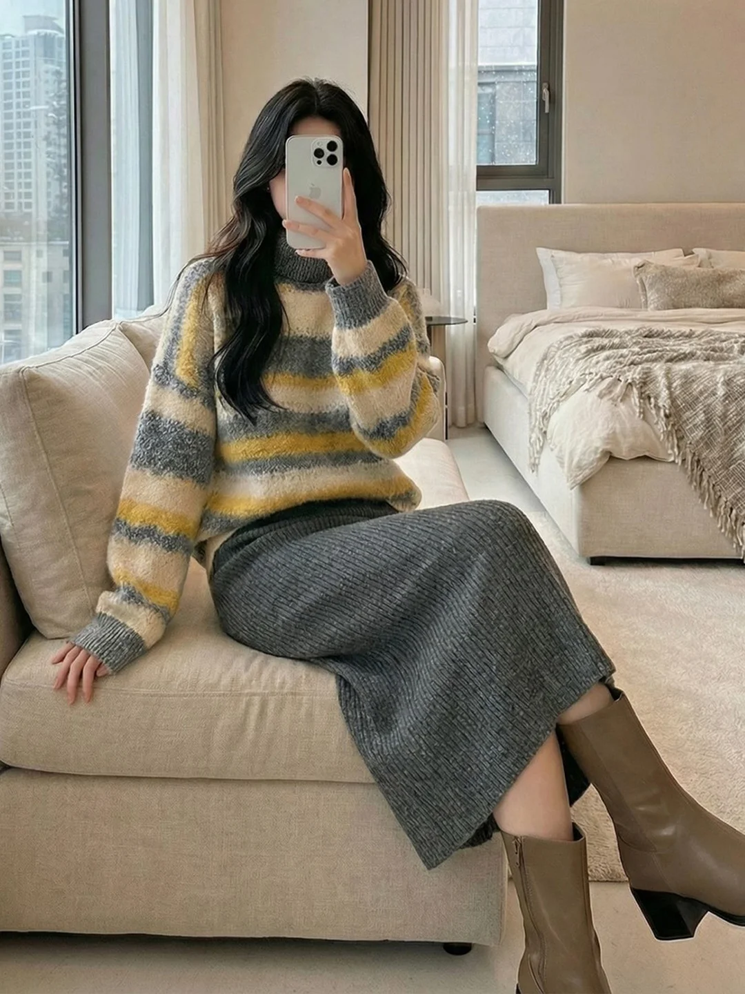 

Новинка: Женский вязаный комплект в стиле ретро с юбкой. Зимний комплект из легкого трикотажа для стройного силуэта. Юбка А-силуэта с высокой талией.