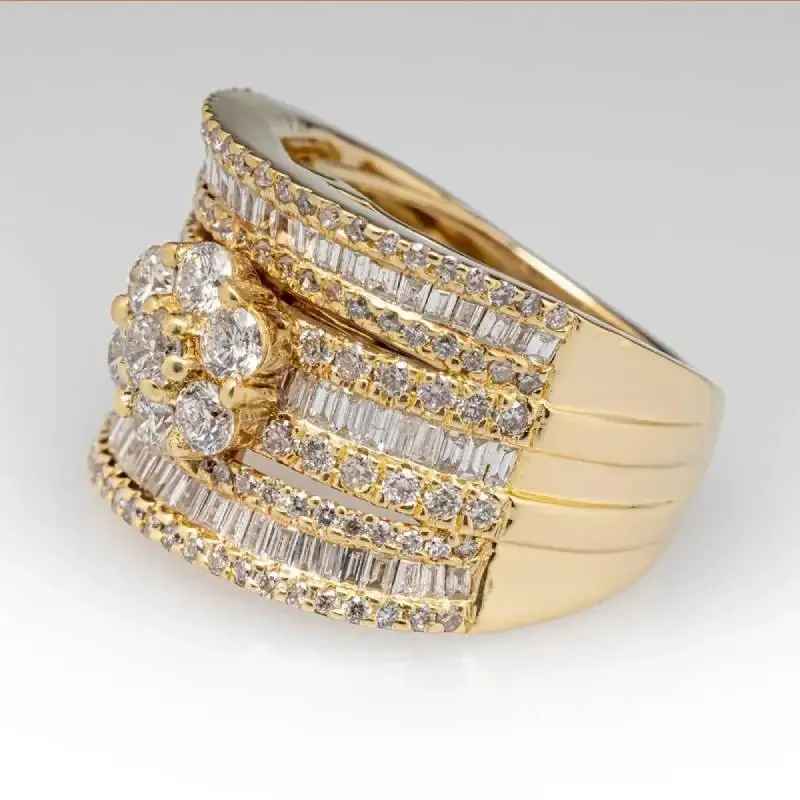 Huitan Wunderschöner Damenring in Goldfarbe mit vollständig glänzendem Zirkonia, modische Accessoires für Hochzeit, Party, Statement-Damenschmuck – Detail 3